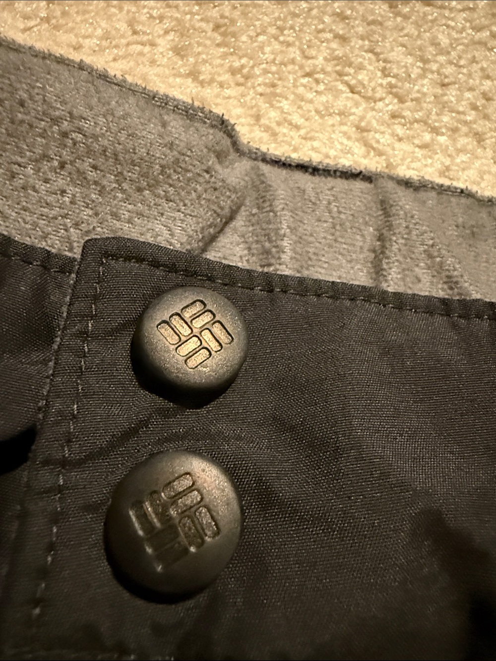 Men's Black Cargo Snow Pants — Water-Resistant Outdoor Trousers - Picture 3 of 12